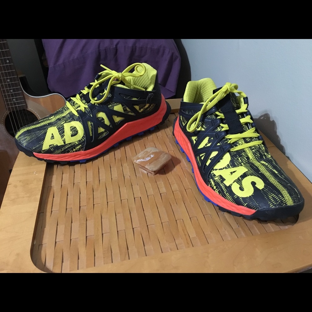Boys Adidas Sneakers
